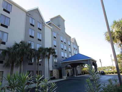 Country Inn & Suites by Radisson, Murrells Inlet, SC