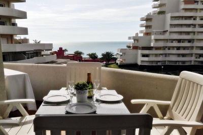 Benalbeach Apartment with Side Sea Views