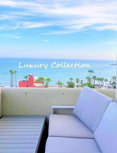 Large Deluxe Front Sea View Apartment Benalbeach