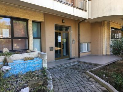 Appartamento - terrazzo vivibile vista mare, wi-fi e box gratuiti