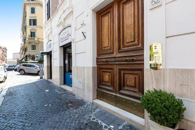 52 Vespasiano Vatican Suites