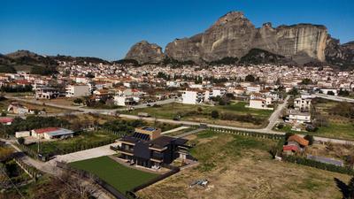 Meteora Smart Suites