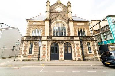 Chapel Retreat | King Bed | Central Swansea