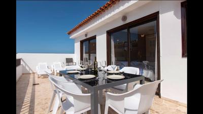 3 bedrooms with views