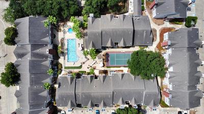 Cozi Getaway/King Bed/POOL