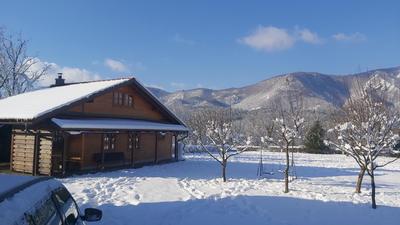Wooden House Pia