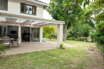Charming flatlet with lush Garden