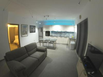 Stunning Penthouse. Fully A/C 95sqm one bedroom