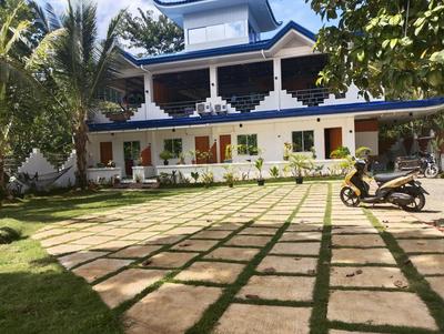 Blue Pagoda Tourist Inn