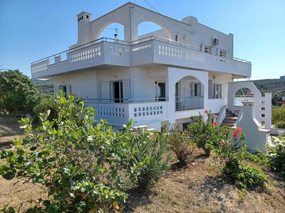 Casa Dastele remarkable seaview 5' from the sea