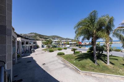 Meraki Home - 30 m dal mare, vista mare, wifi e parcheggio coperto gratuito - Appartamento a San Lorenzo al Mare