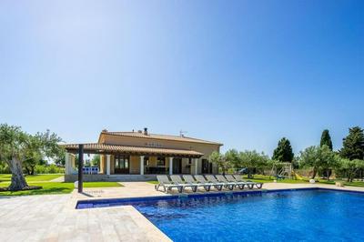 Moderne Finca, Alleinlage, 15min zum Playa del Muro