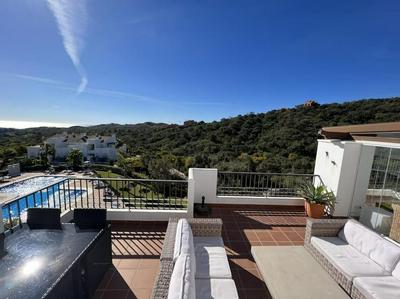 El Bosque de La Mairena penthouse
