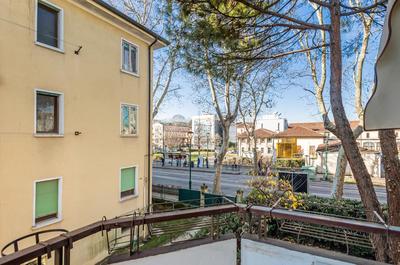 GuestHost - Matilde House near the Station!