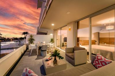 Modern new apartment Las Terrazas de Costa Adeje. Heated pool, big terrace and private parking