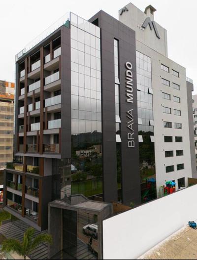 Não tem vagas mais , o aplicativo tá com bugue e está deixando fazer reserva, porém não tem mais disponibilidade para mais nem um dia nem ano