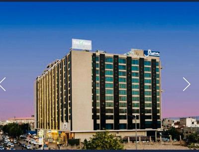 Pink Hotel Grand Anukampa