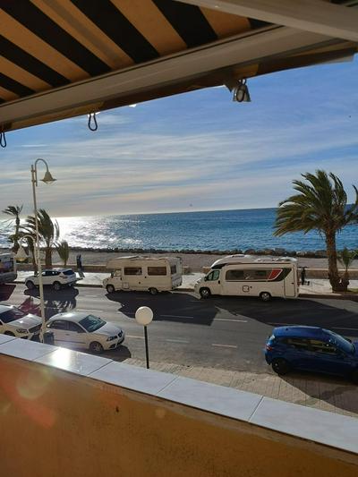 primera línea de playa cerca del parque acuático