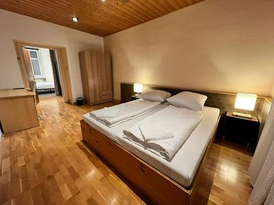 Vienna's Finest Spacious 2BR & 1LR Apartment