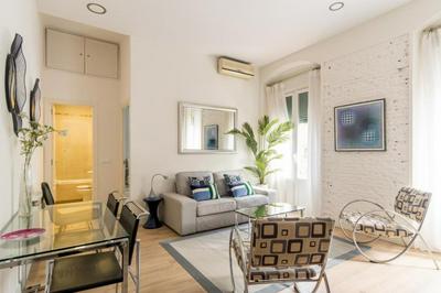 Stylish and Bright - 2Bd 1Bth- Atocha