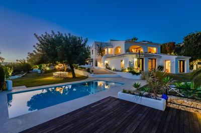 Naraya - Managed By Almarina Villas