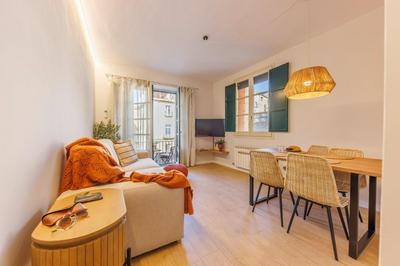 Bravissimo Catedral, with monumental views