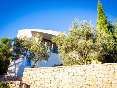 Design&Art Seafront Villa