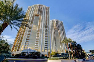 MGM Finest 1BD 2BTH with Balcony Free access to Lazy River Pool