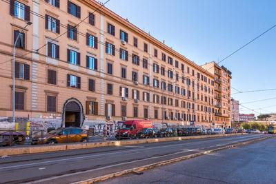 Roma Design Rooms San Giovanni Colosseo Area