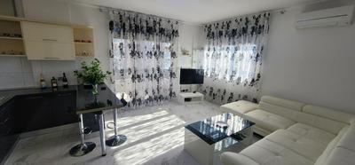 Flag Apartment