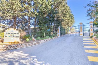 Sea View Duplex in Calahonda