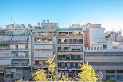 Luxurious Apt in Megaro Moussikis Metro Station