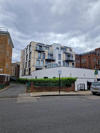 Contemporary Apartments with Private Balconies in Hoxton near Shoreditch, Old Street, Islington by Staylio London