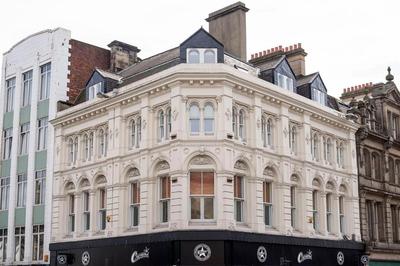 3 Bedroom Apartment in the Heart of Newcastle - Modern - Sleeps 6