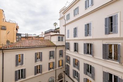 BDC - The Platinum 2-Bdr apt @Spanish Steps