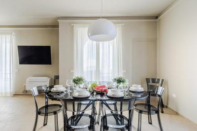 Pinoli Modern Apartment with Elevator and Balcony