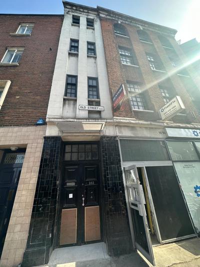 Modern 1-Bedroom Apartments near Shoreditch, Old Street & Hoxton by NourNest Apartments