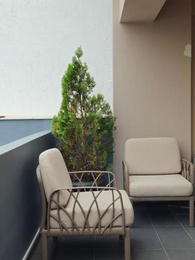 Cozy & Minimal Apartment Near Airport Peania