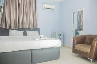 MORADA HOTELS LTD