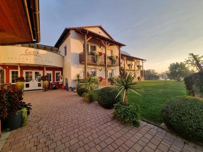 Hotel-Restaurant Teuschler-Mogg Bad Waltersdorf inklusiv Genusscard