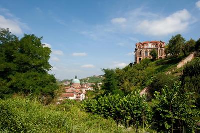 Dogliani Borgo Castello - Happy Rentals