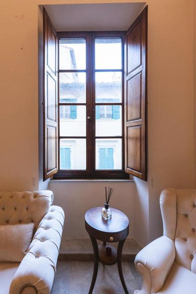 Tuscan Palace - Venturi