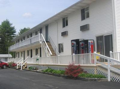 Knotty Pine Motel