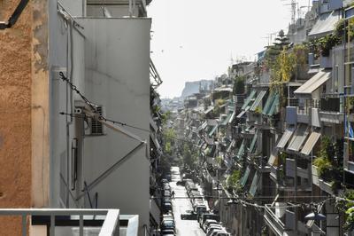 Renovated Kypseli Apartment