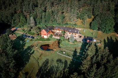 Hôtel Restaurant Domaine De Basil