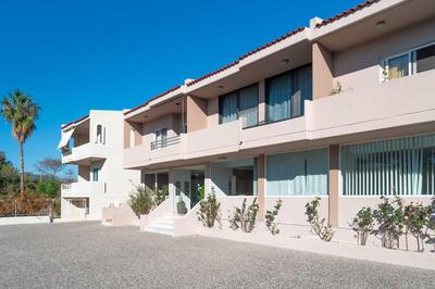 Golden Sun Luxury Apartment Adults Only