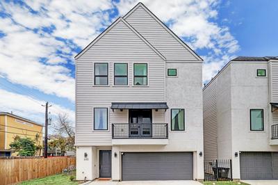 Hip Heights Home, 4bd, Location