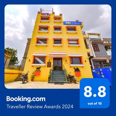 FabHotel Umrao Haveli with Pool