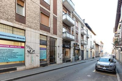 GuestHost - Niguarda Bright Apartment w Balcony