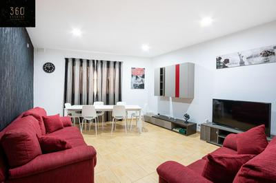 A Large house in central pieta with BBQ & Terrace by 360 Estates